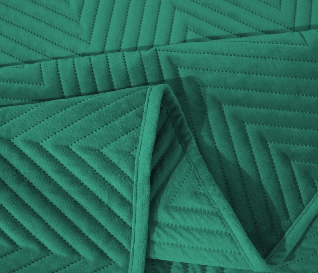 Cuvertura de pat din catifea verde cu model ARROW VELVET Dimensiune: 220 x 240 cm
