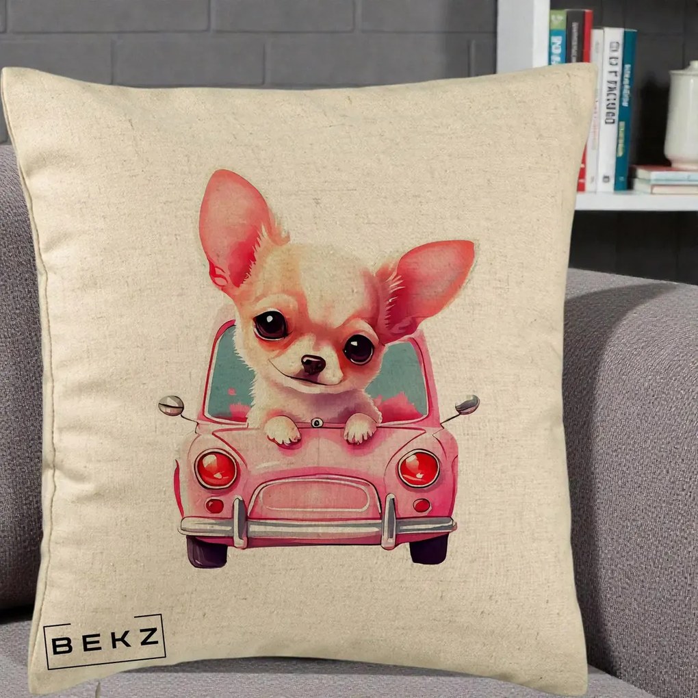 Perna Decorativa Chihuahua Roz in Masinuta, 40x40 cm, Bej, Husa Detasabila, Perna Inclusa, BEKZ®