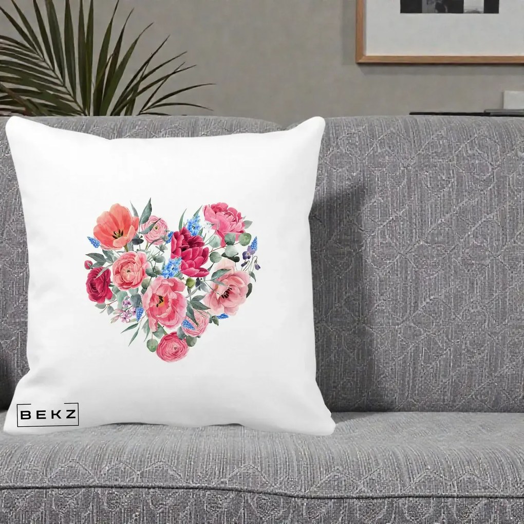Perna Decorativa Inima din Bujori Acuarela, 40x40 cm, Alba Mata, Husa Detasabila, Perna Inclusa, BEKZ®