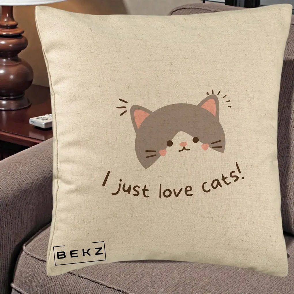 Perna Personalizata I Just Love Cats Pisica Kawaii, 40x40 cm, Bej, Husa Detasabila, Perna Inclusa, BEKZ®