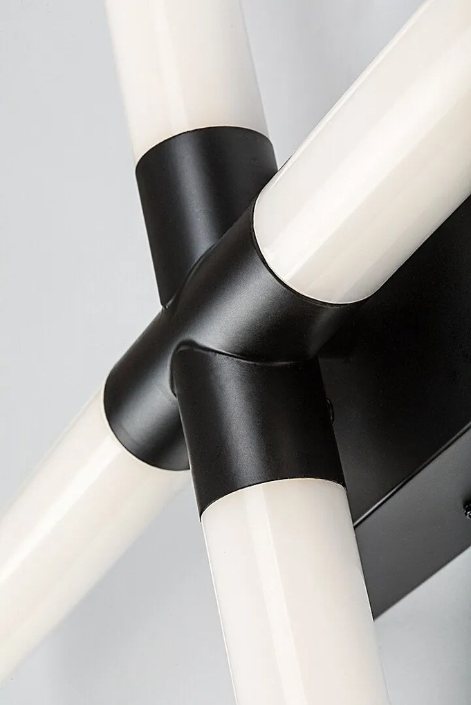 Plafoniera pentru baie, Protectie IP44 Tilora