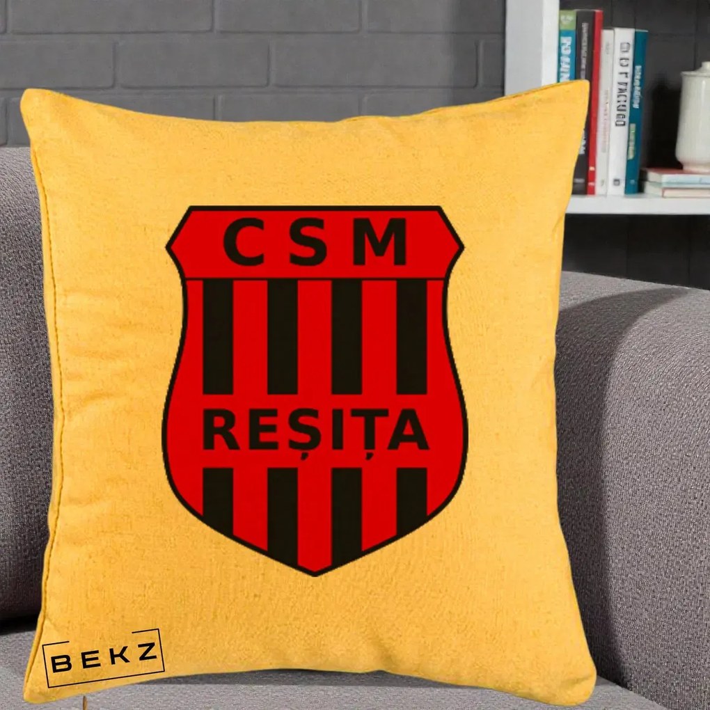 Perna Personalizata CSM Resita Fotbal, 40x40 cm, Galben, Husa Detasabila, Perna Inclusa, BEKZ®