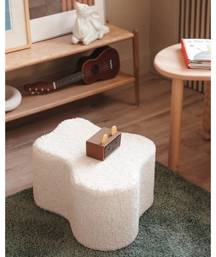 Puf de copii crem cu tapițerie din țesătură bouclé Cloud – Wigiwama
