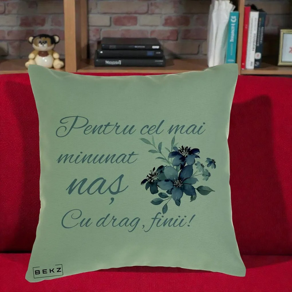 Cadou pentru Nas - Perna Personalizata Pentru Cel mai Minunat Nas Cu drag Finii, 40x40 cm, Verde, Husa Detasabila, Perna Inclusa, BEKZ®