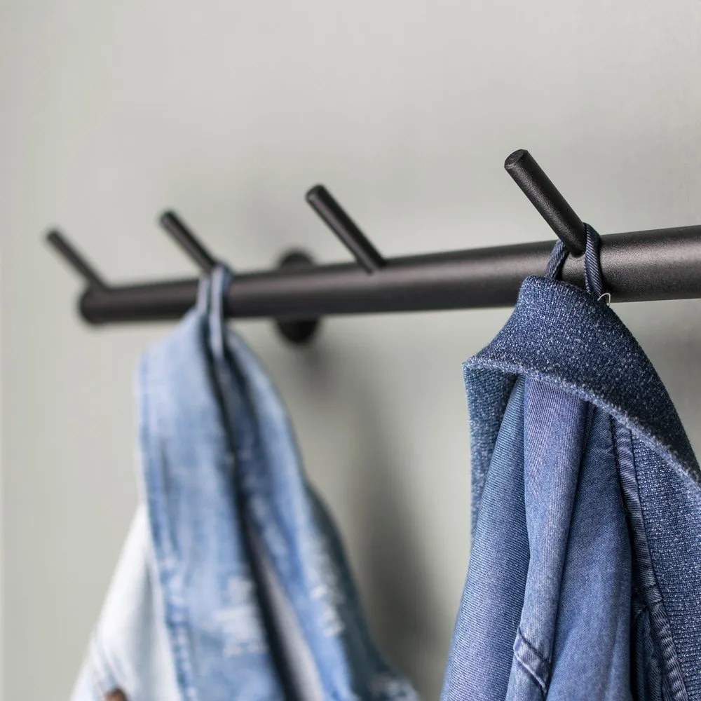 Cuier de perete negru din metal 55 cm Odin – Spinder Design