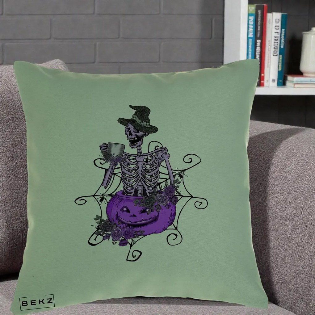 Perna Decorativa Schelet Vrajitor cu Dovleac Violet Halloween, 40x40 cm, Verde, Husa Detasabila, Perna Inclusa, BEKZ®