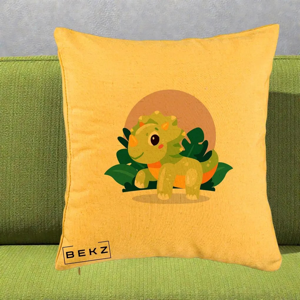 Perna Decorativa Triceratops Kawaii Verde, 40x40 cm, Galben, Husa Detasabila, Perna Inclusa, BEKZ®