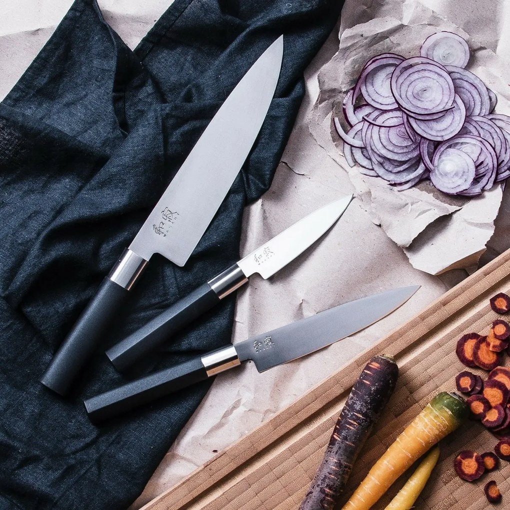 Set de 3 cuțite Kai Wasabi Black – universal mic,universal mare și bucătar mare