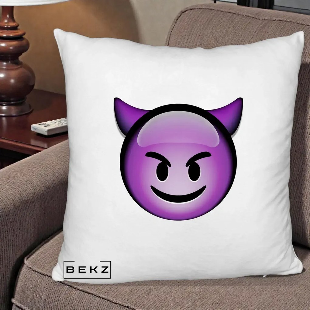 Perna Decorativa Emoji Diavol Mov, 40x40 cm, Alb Pufos, Husa Detasabila, Perna Inclusa, BEKZ®