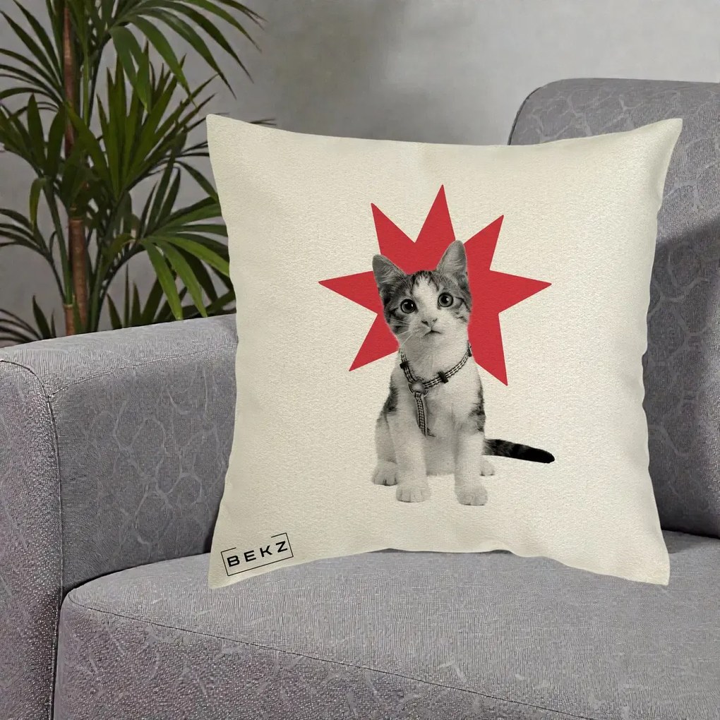 Perna Decorativa Pisica Star Pop Art, 40x40 cm, Ecru, Husa Detasabila, Perna Inclusa, BEKZ®