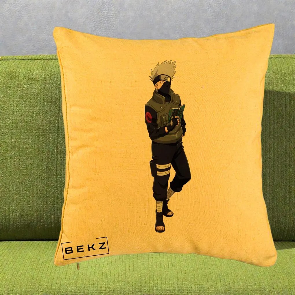 Perna Personalizata Naruto Kakashi Hatake Portret Complet, 40x40 cm, Galben, Husa Detasabila, Perna Inclusa, BEKZ®