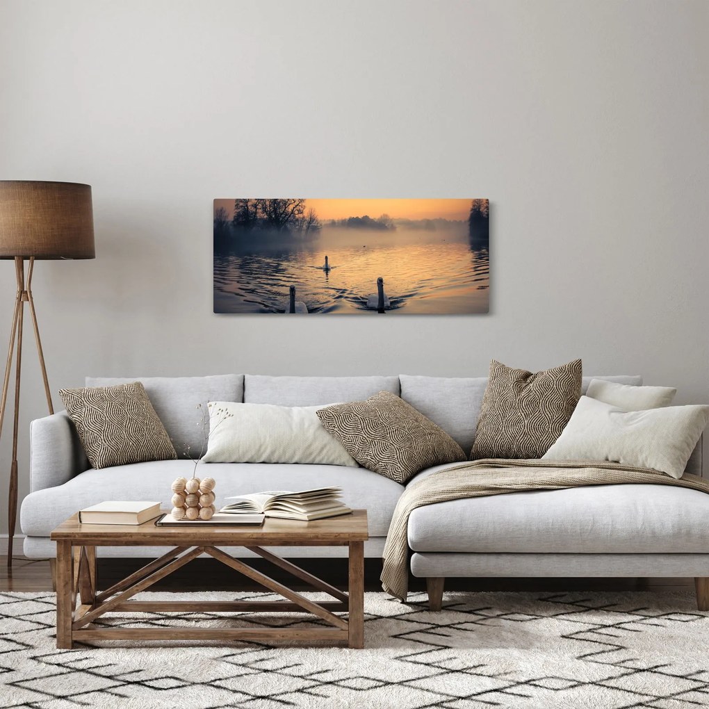 Tablou cu lebăde pe apă în ceață (120x50 cm)