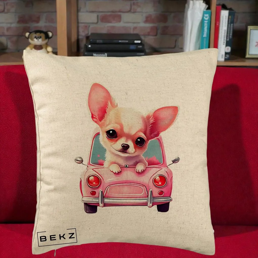 Perna Decorativa Chihuahua Roz in Masinuta, 40x40 cm, Bej, Husa Detasabila, Perna Inclusa, BEKZ®