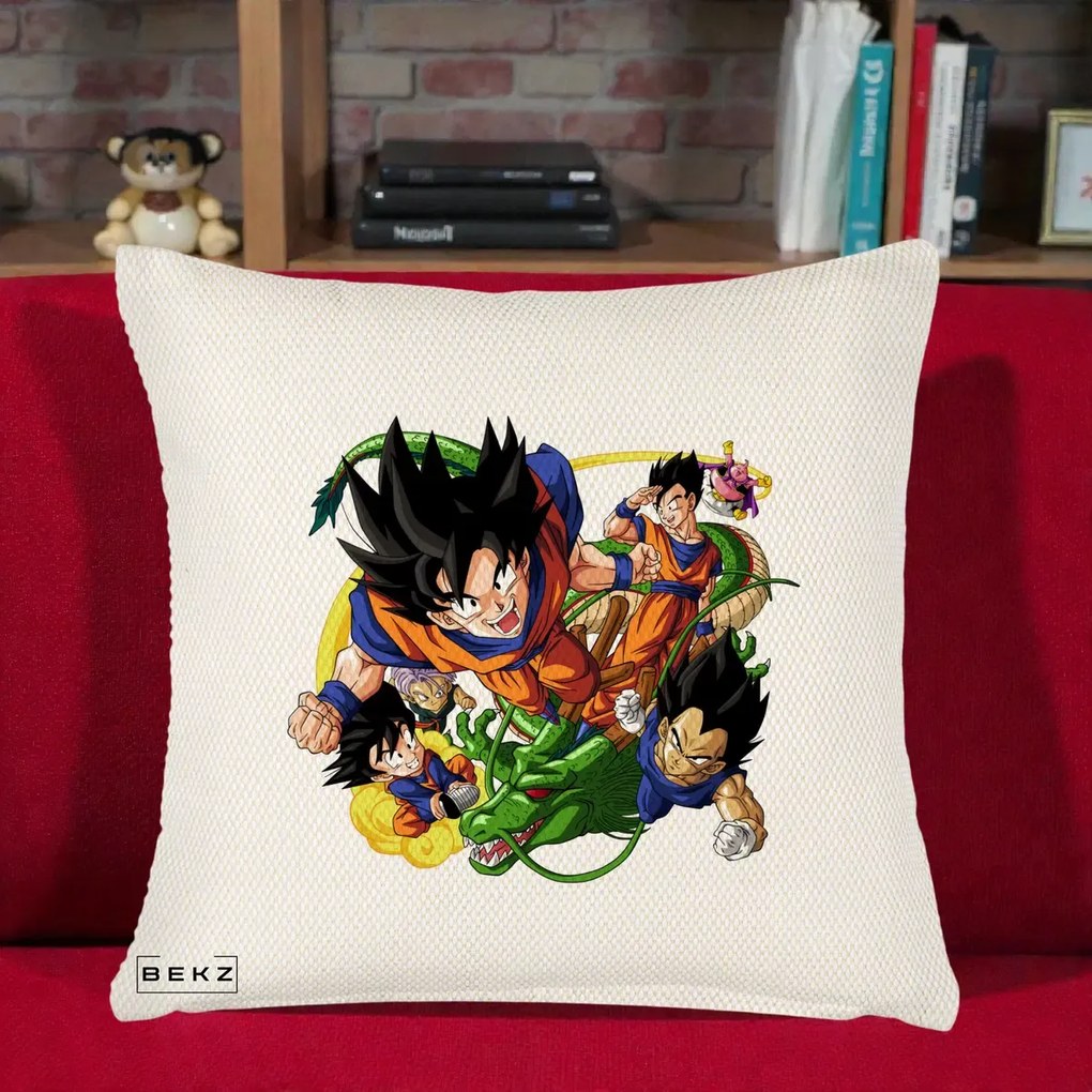 Perna Personalizata Dragon Ball Goku si Shenron Actiune, 40x40 cm, Crem Reliefat, Husa Detasabila, Perna Inclusa, BEKZ®