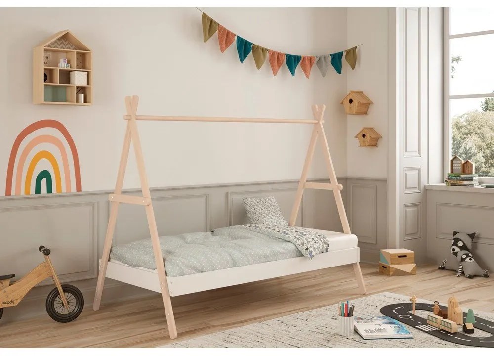 Pat pentru copii alb/natural de tip casă din lemn masiv de pin 90x200 cm Trufa – Marckeric