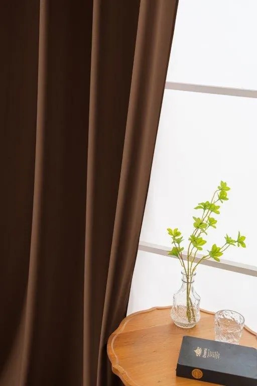 Draperie maro inchis cu rejansa OXFORD 140x250 cm