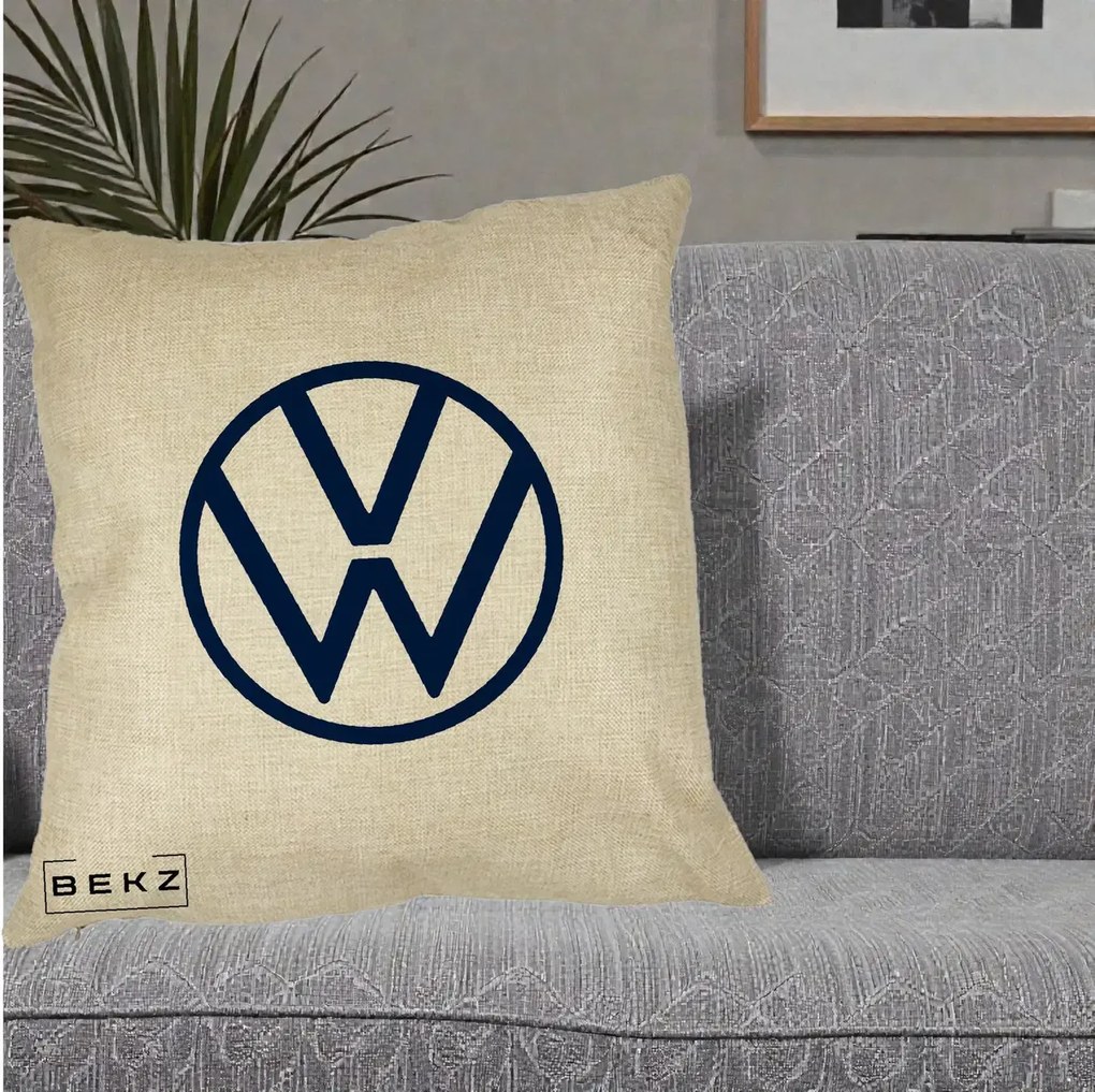 Perna Personalizata cu emblema Volkswagen, 40x40 cm, Crem, Husa Detasabila, Perna Inclusa, BEKZ®