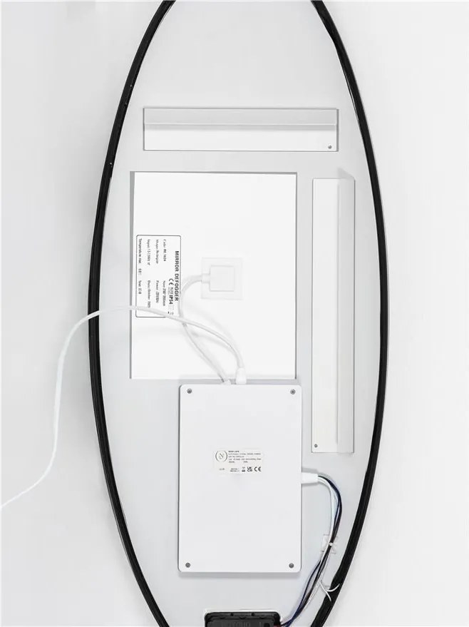 Oglinda cu iluminat LED pentru baie IP44 RILO 36x90cm