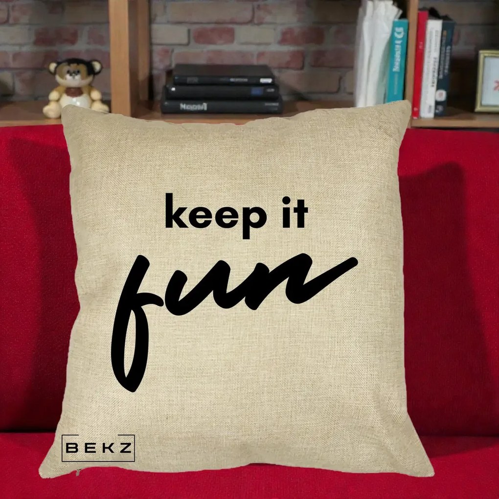 Perna Decorativa Keep It Fun, 40x40 cm, Crem, Husa Detasabila, Perna Inclusa, BEKZ®