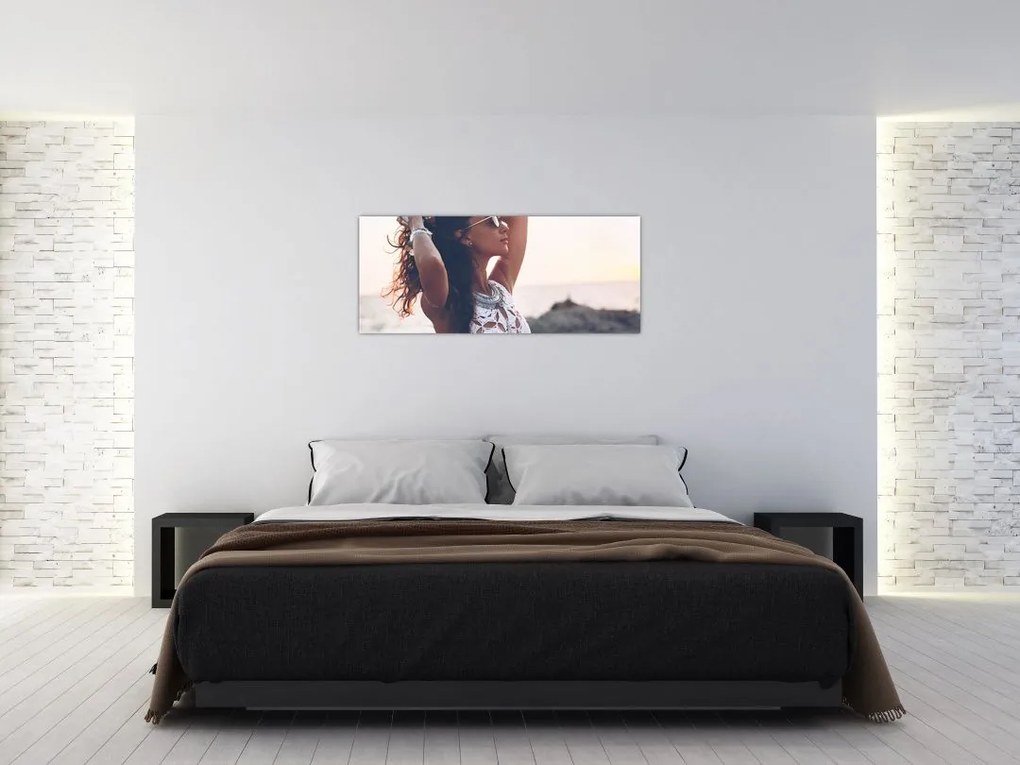 Tablou - Femeia pe plajă (120x50 cm)
