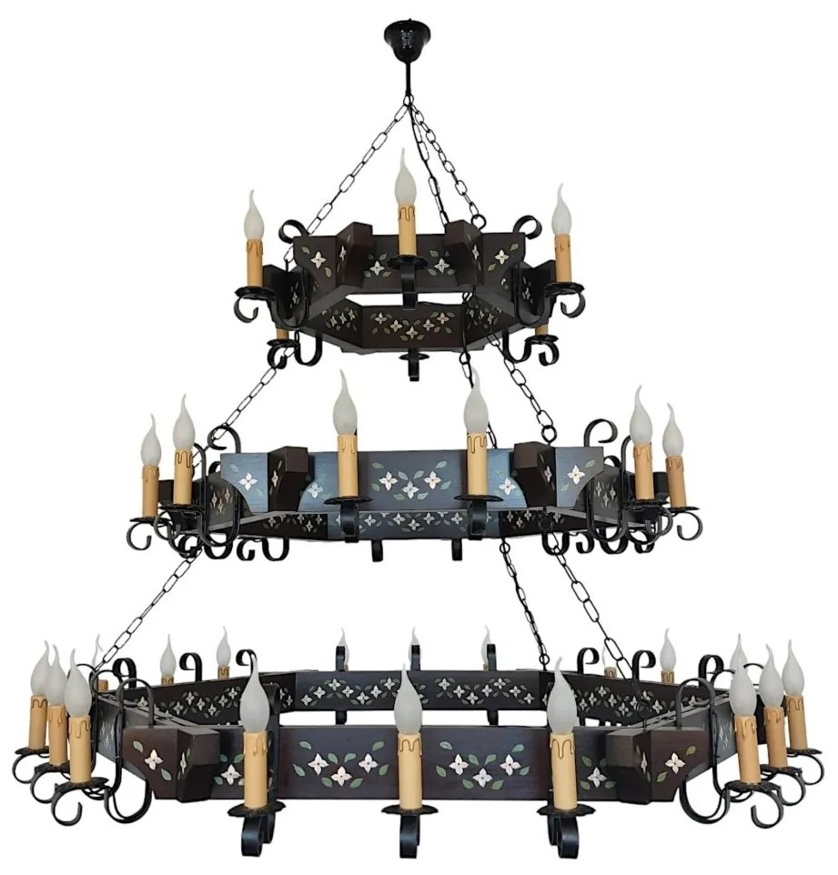 Candelabru fabricat manual din lemn pictat Queen 36L
