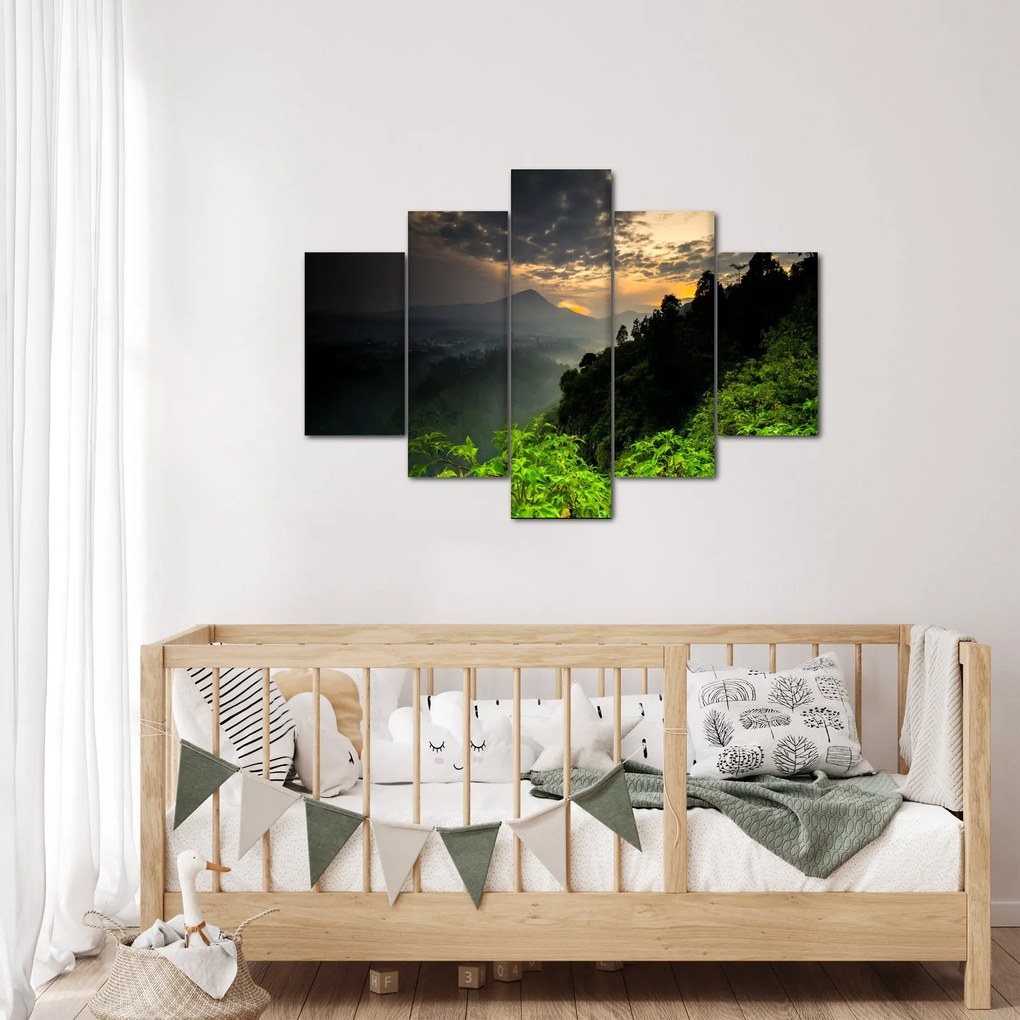 Tablou - peisaj montan verde (150x105 cm)
