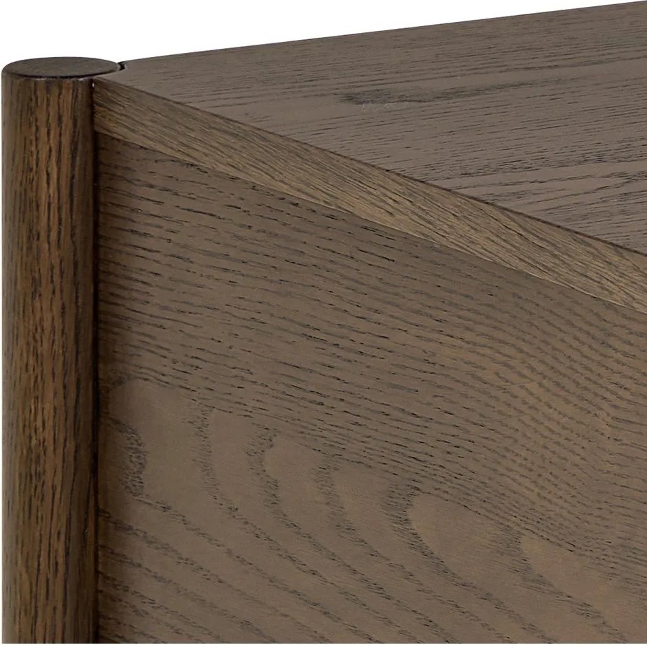 Noptieră în culoare naturală închisă cu aspect de lemn de stejar Monfort – Actona