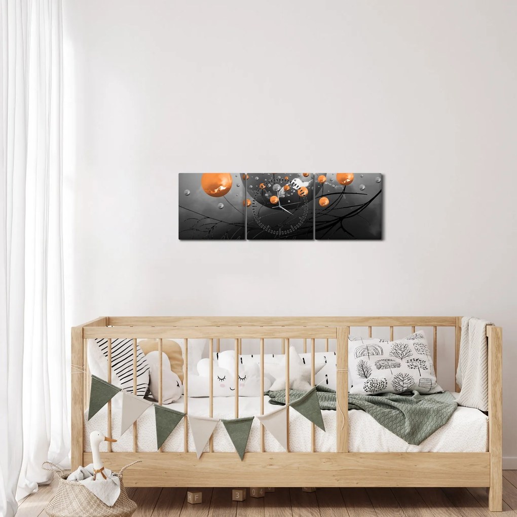 Tabloul cu bile portocalii (cu ceas) (90x30 cm)