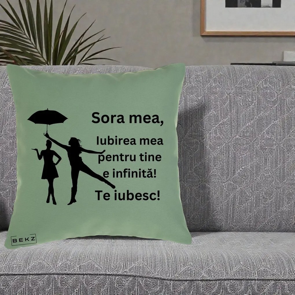 Cadou pentru Sora - Perna Personalizata Sora Mea Te Iubesc Siluete Negre cu Umbrela, 40x40 cm, Verde, Husa Detasabila, Perna Inclusa, BEKZ®