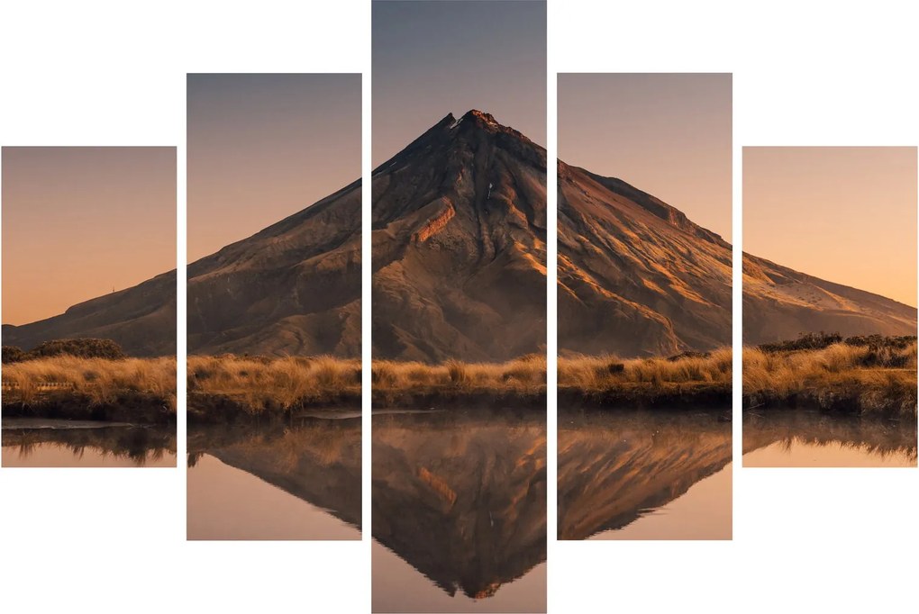 Tablou oglindirea muntelui Taranaki, Noua Zeelanda (150x105 cm)