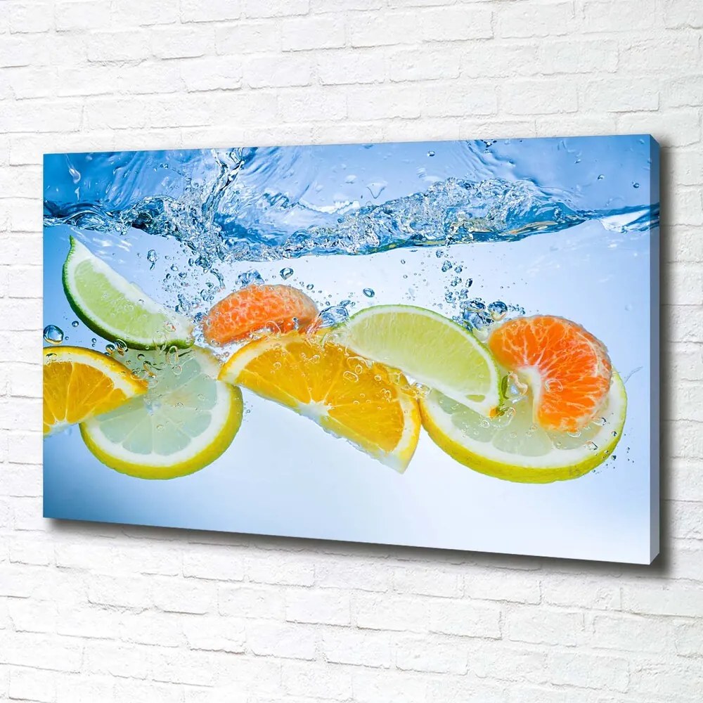 Tablou canvas Citrus sub apă