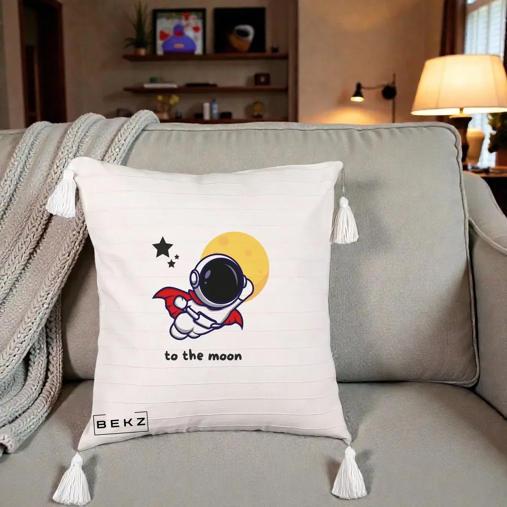 Perna Decorativa Astronaut To The Moon, 40x40 cm, Bej cu Franjuri, Husa Detasabila, Perna Inclusa, BEKZ®
