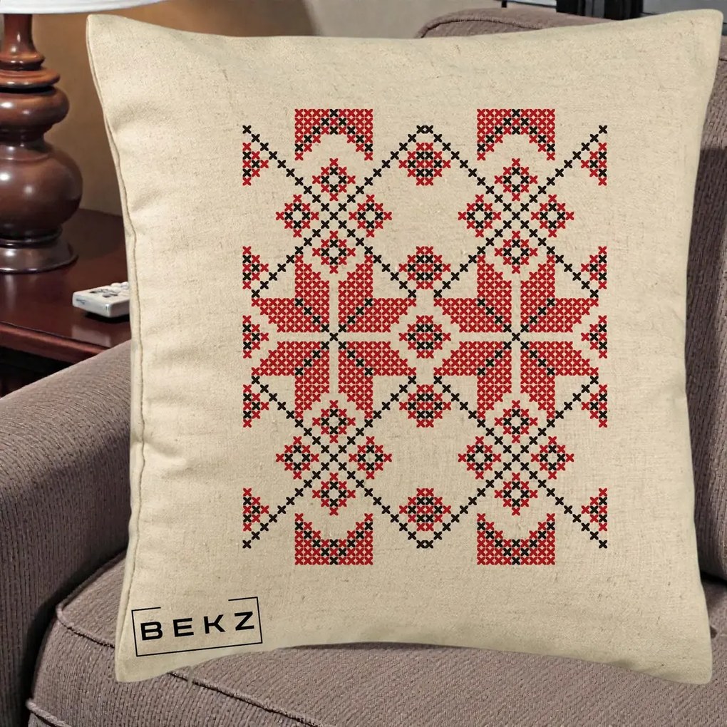 Perna Personalizata Motiv Traditional Cusatura Rosu-Negru, 40x40 cm, Bej, Husa Detasabila, Perna Inclusa, BEKZ®
