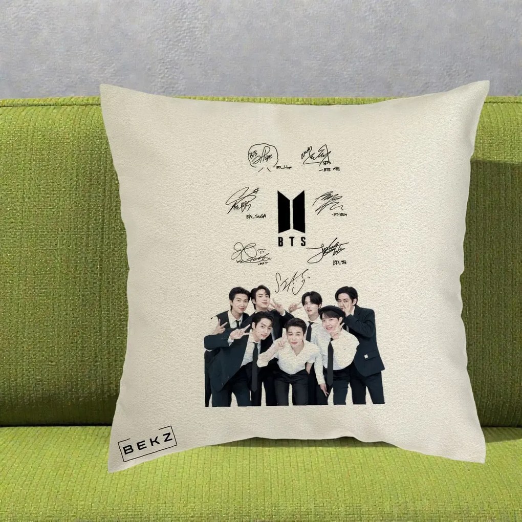 Perna Personalizata K-pop BTS Autografe Toti Membrii cu Fotografie, 40x40 cm, Ecru, Husa Detasabila, Perna Inclusa, BEKZ®