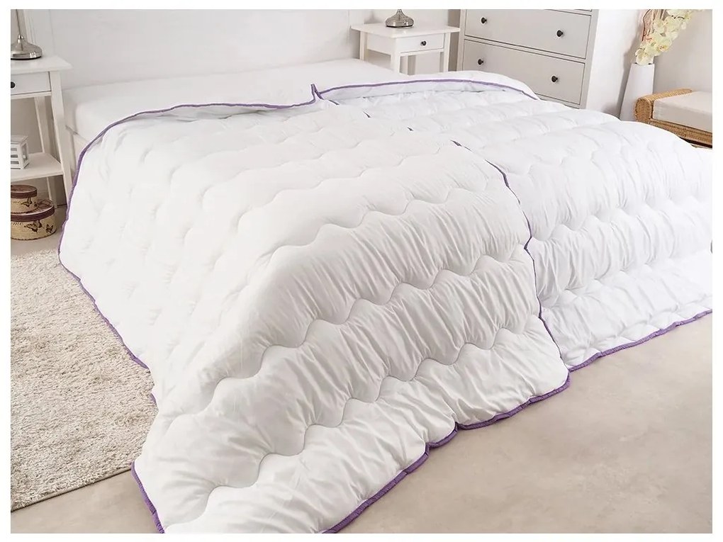 Patura quiltata pentru toate anotimpurile 140x200 cm cu perna STELLA LAVENDER 70x90 cm, alba