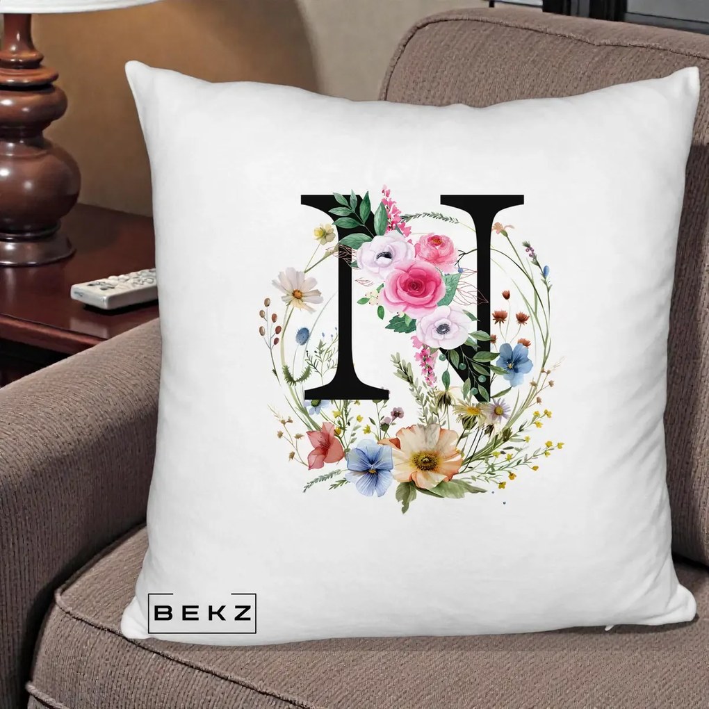 Cadou Personalizat - Perna Personalizata Monogram Litera N cu Flori Acuarela, 40x40 cm, Alb Pufos, Husa Detasabila, Perna Inclusa, BEKZ®