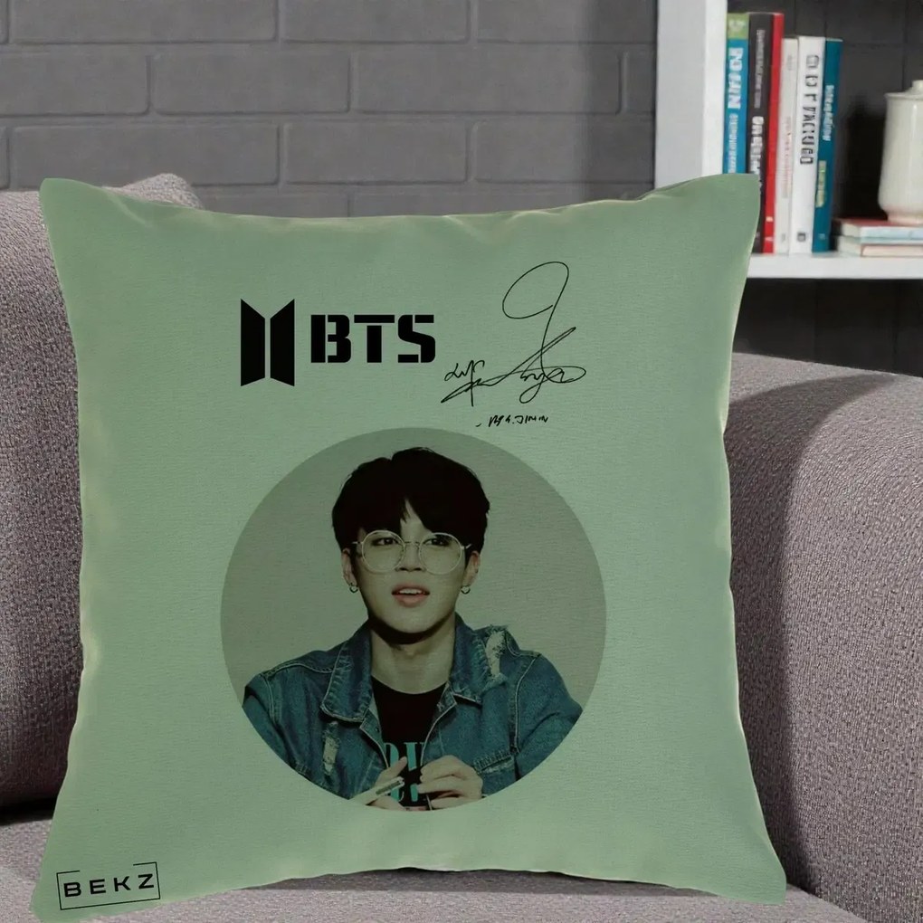 Perna Personalizata K-pop BTS Jimin Portret Cerc Autograf Geaca, 40x40 cm, Verde, Husa Detasabila, Perna Inclusa, BEKZ®