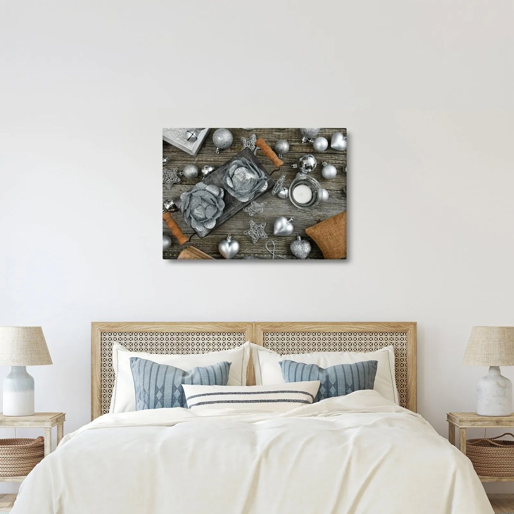 Tablou - decorațiuni argintii de Crăciun (70x50 cm)