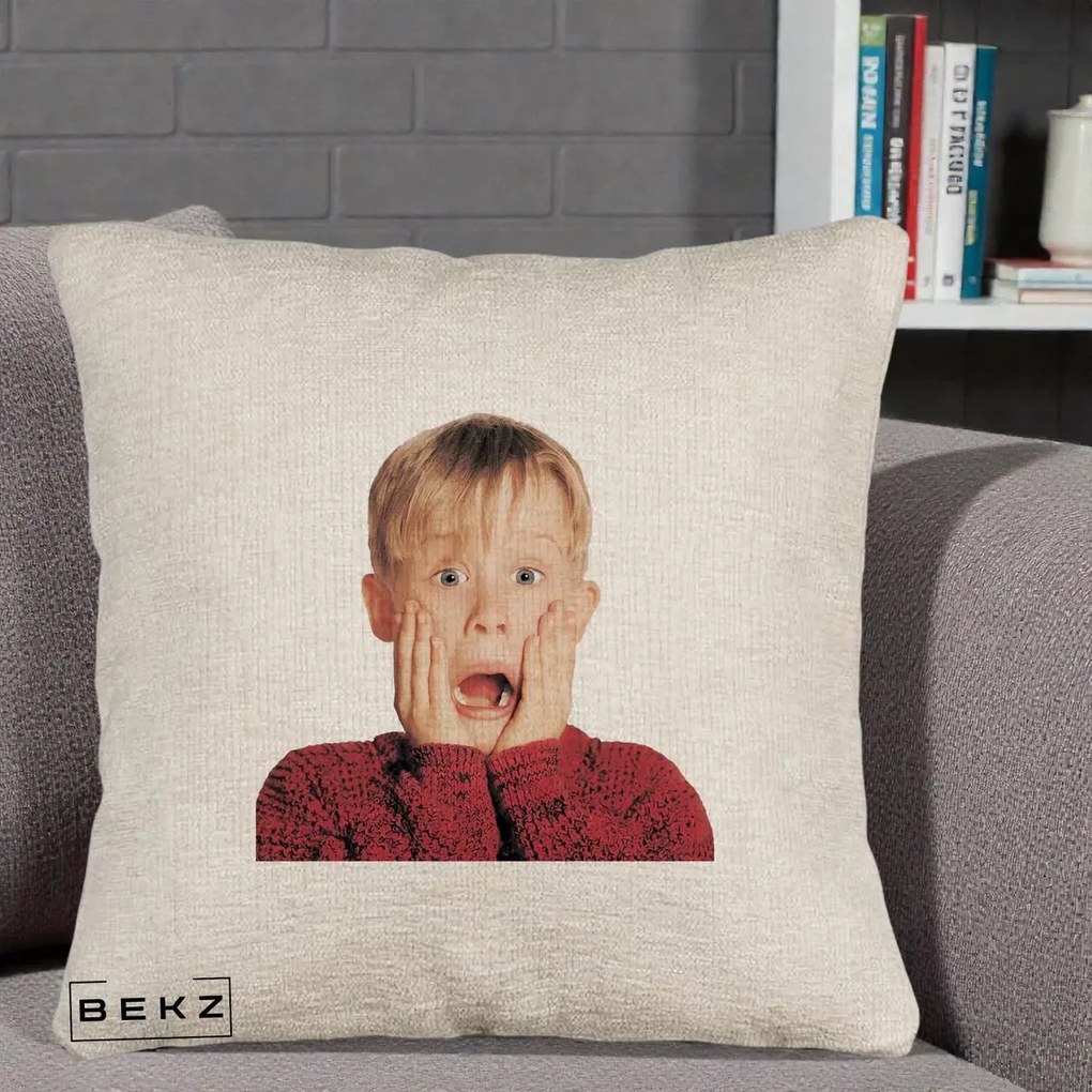 Perna Decorativa Kevin Singur Acasa, 40x40 cm, Bej Canapea, Husa Detasabila, Perna Inclusa, BEKZ®