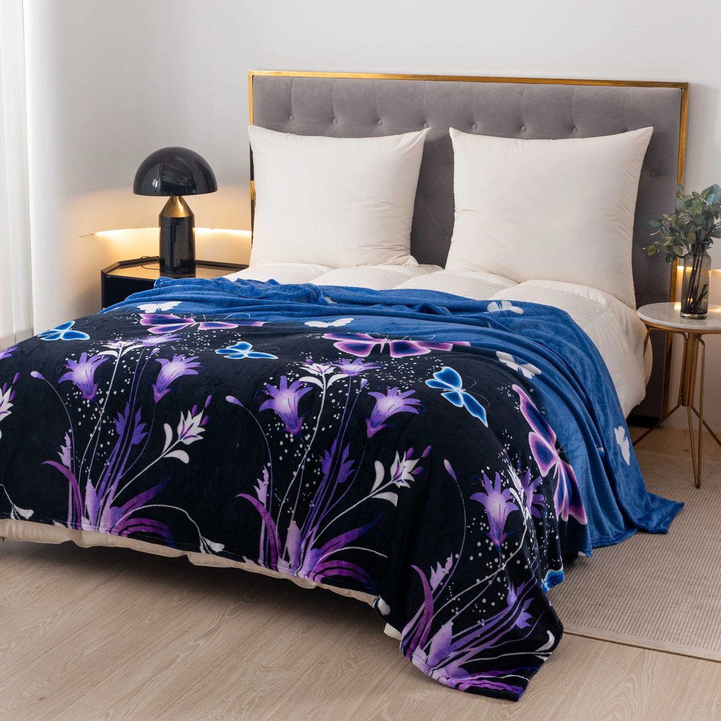 Patura din microplus VIOLET BUTTERFLY albastru inchis Dimensiune: 200 x 220 cm