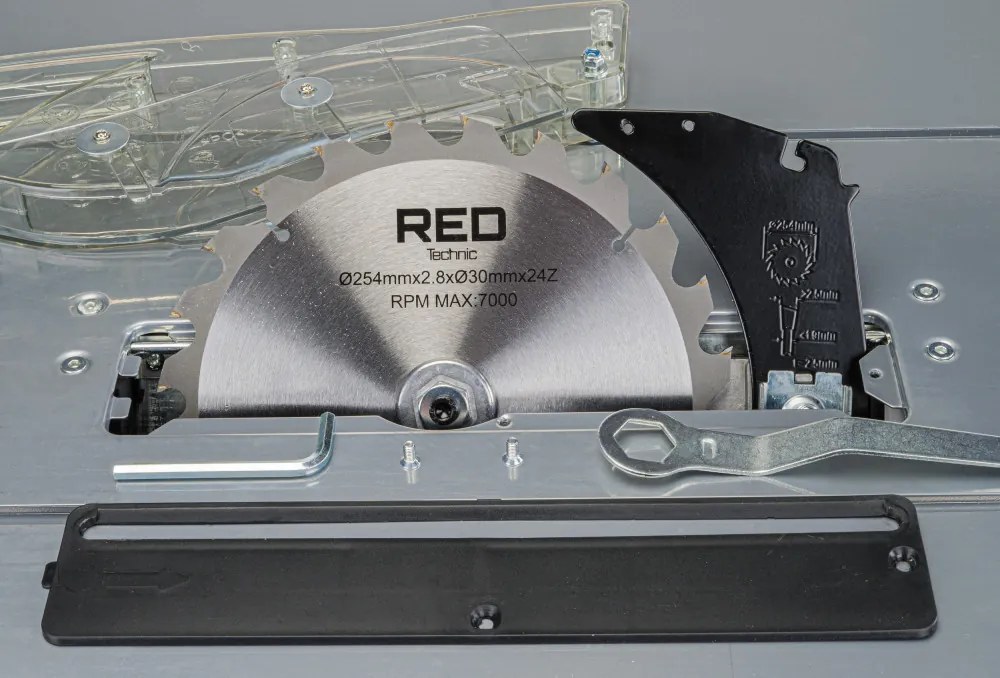 Ferăstrău circular de masă RTPSD0081