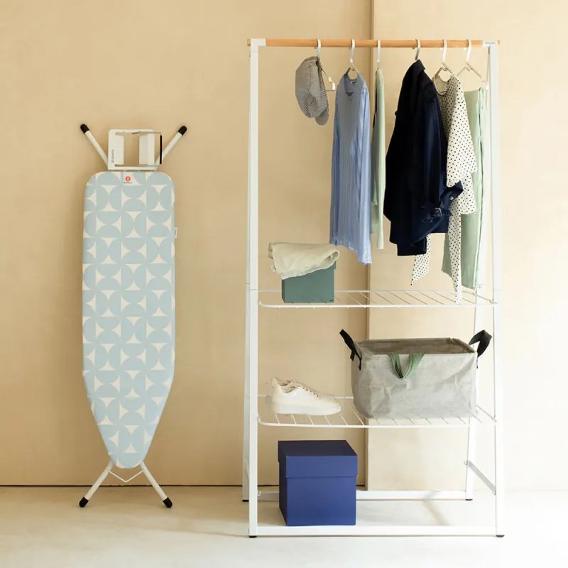 Masa de calcat Brabantia B 1005617, 124x38 cm, 7 pozitii de reglare, Suport fier de calcat, Albastru deschis