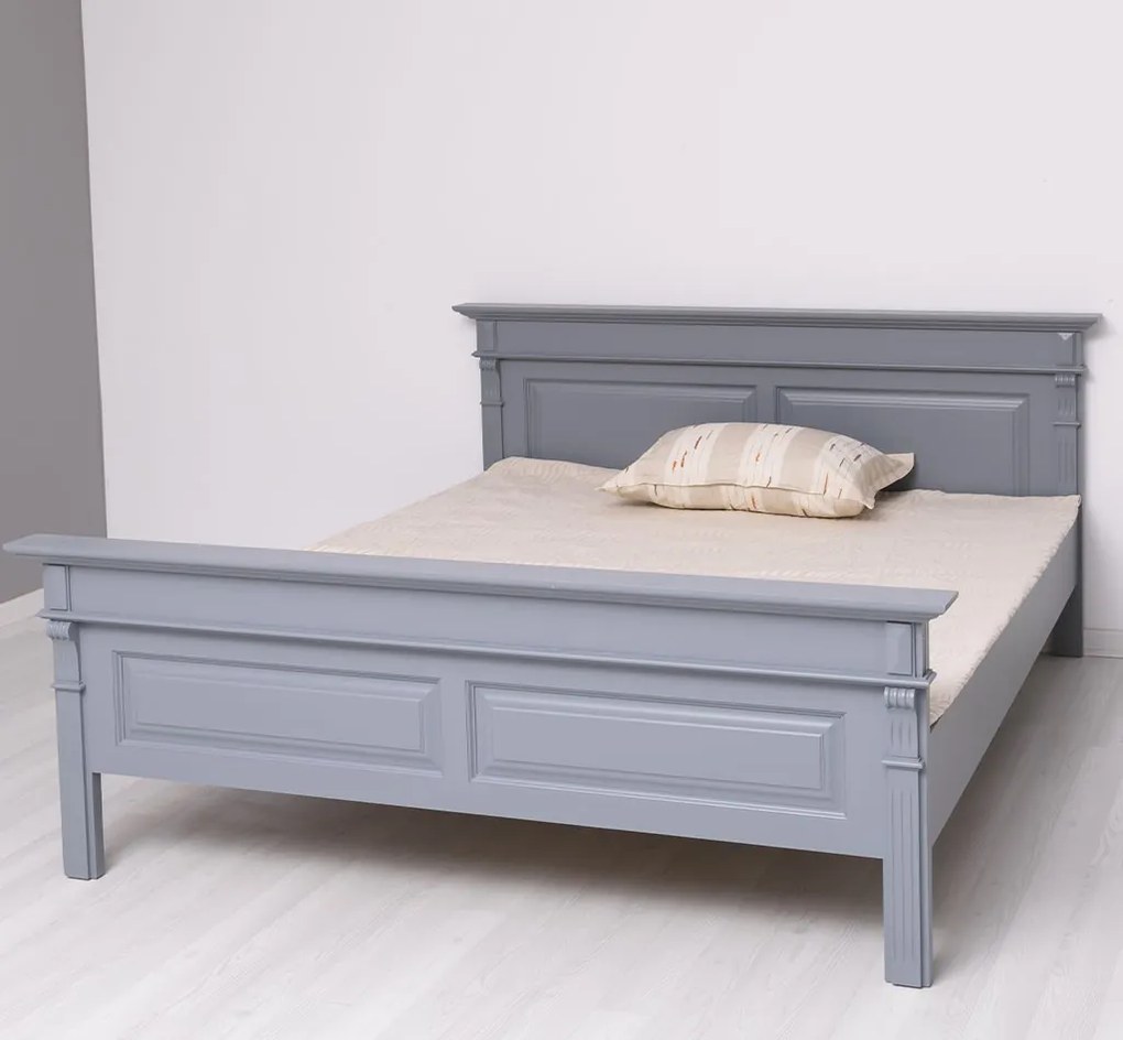 Pat matrimonial 180x200 cm din lemn masiv de brad cu ornamente