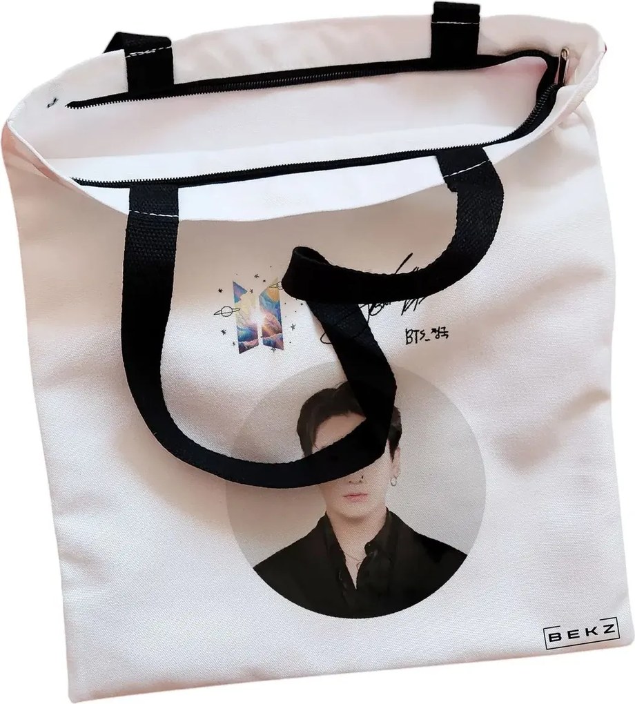 Sacosa de Panza pentru Cumparaturi, Geanta Tote, model BTS Jungkook, Cu fermoar, 38x34.5 cm, Alba, BEKZ®