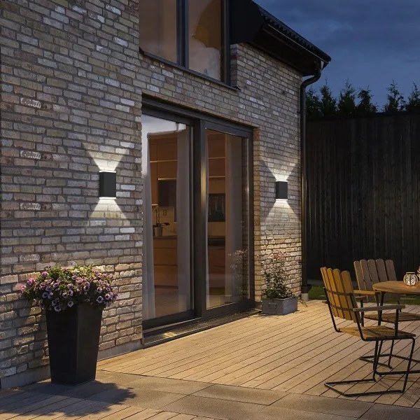 Aplică LED solară Brilagi SUN GUARD LED/2W/3,7V 2000 mAh IP45