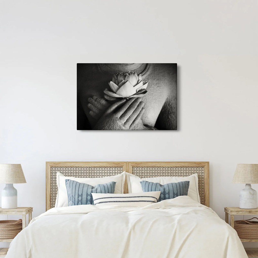 Tablou - Lotus în mâinile lui Buddha (90x60 cm)