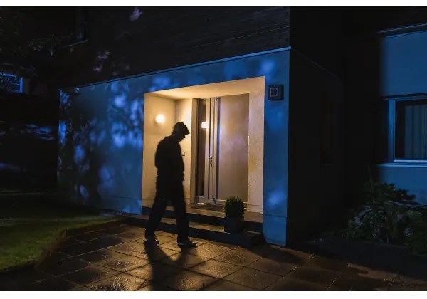 Ledvance SMART+ LED lampă de perete 15W/230V cu senzor și cameră Wi-Fi IP44