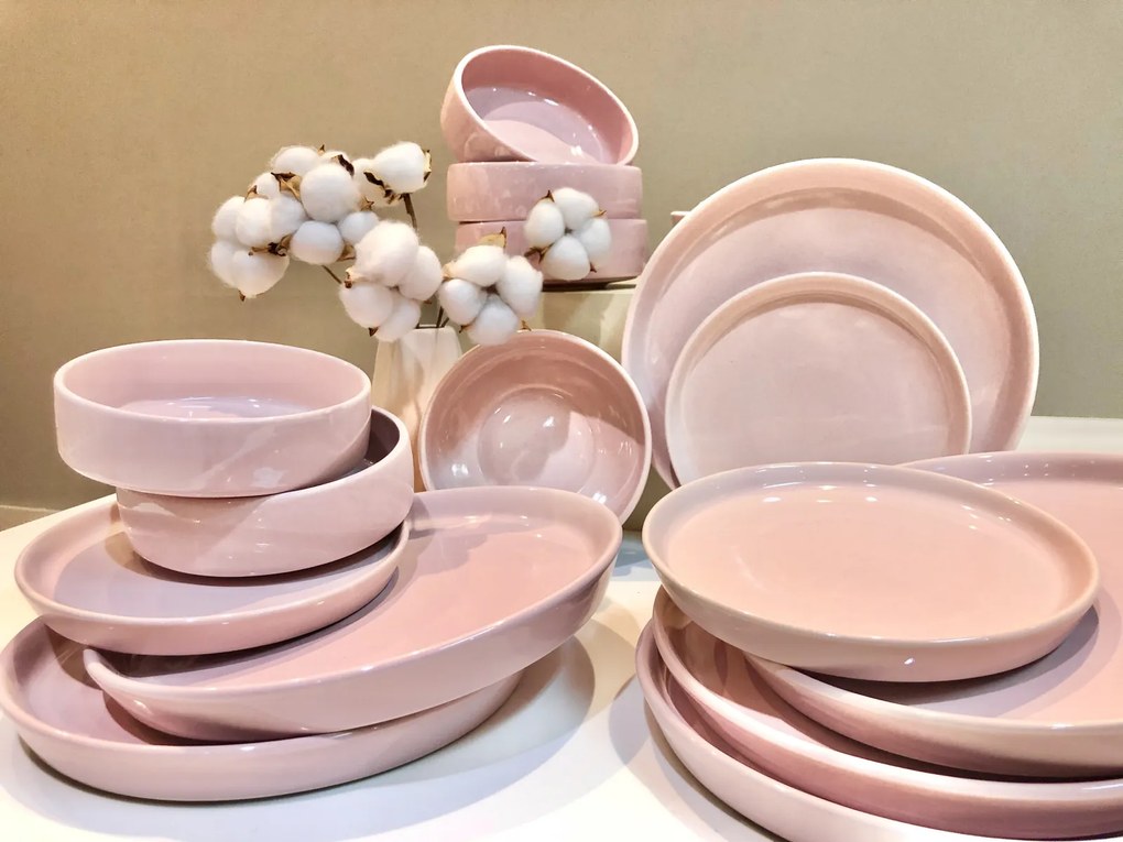 Setul de 72 piese   Forever Mom   in nuanta Roz Pudrat Pal - Un Omagiu Adus Mamelor