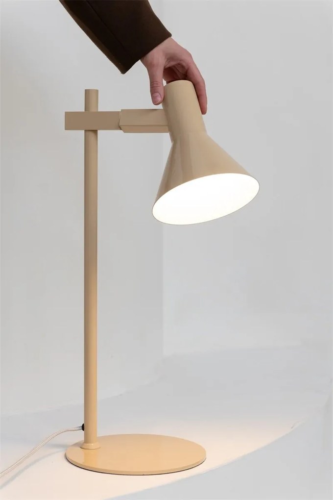 Lampa de masa din metal bej Stavanger