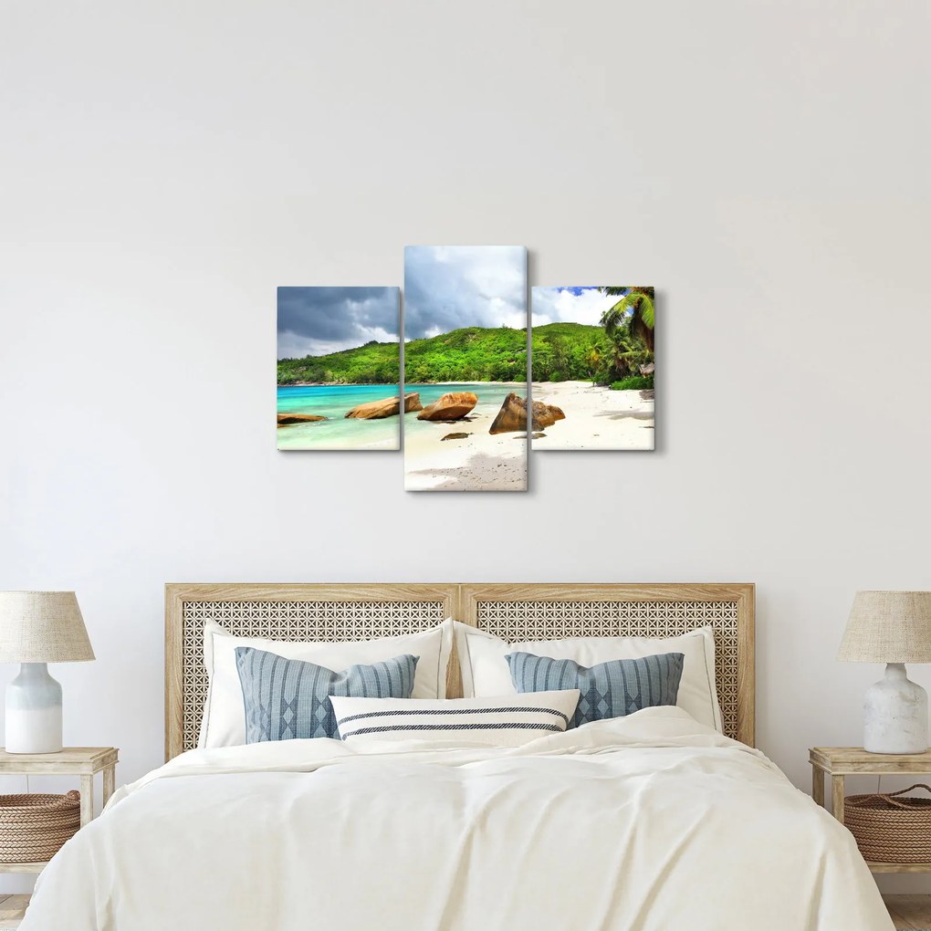 Tablou - Seychelles, plaja Takamaka (90x60 cm)